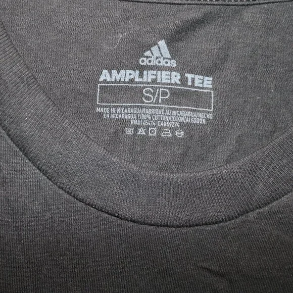 Adidas Men's Small Multisport Black & Gold T-shirt small NWT - Picture 5 of 6